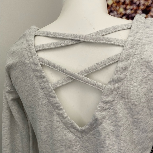 XS Gap fit sweater​​​​​​​​​​ - Picture 6 of 6